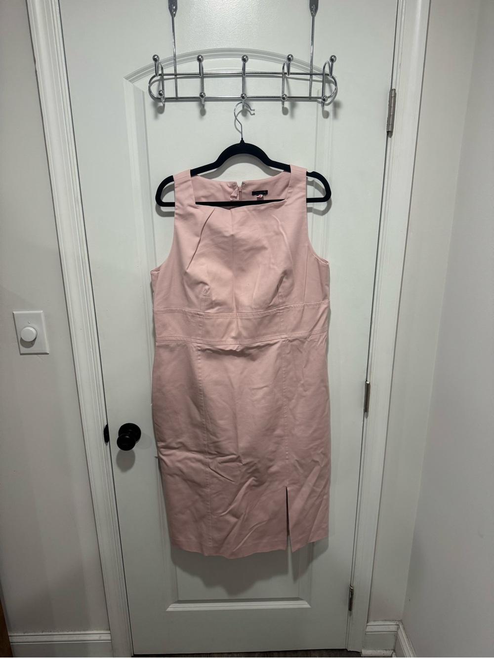 Ann Taylor Blush Pink Sleeveless Midi Sheath Dress